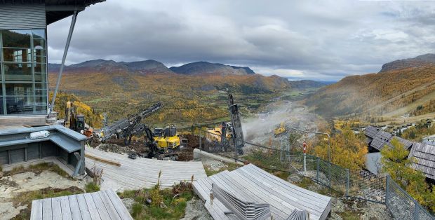 Grunnarbeid, Skarsnuten Hotell